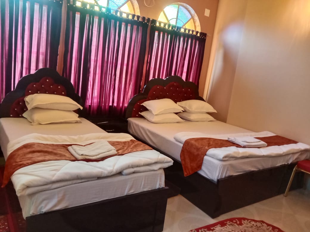 Room Gallery Image 2